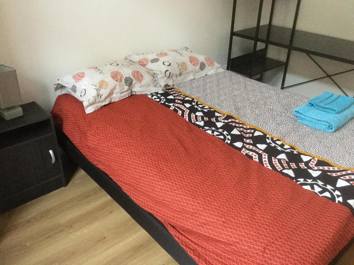 3 Chambres En Lit Double, 6 Personnes, Dans Appartement Entierement Renove, 70 M2 , Wifi,Climatisation, Tres Calme , Tout Equipe,Lit Bebe Клермон-Ферран Екстер'єр фото